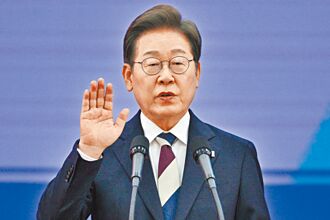 政坛不死鸟 躲过刺杀 走向颠峰