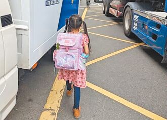 違停多 國小學童車縫中求生存