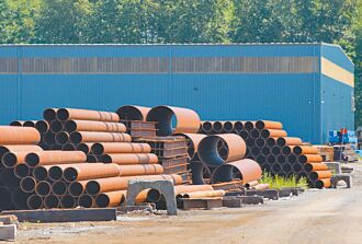 美鋼鋁關稅漲至50％ 4日生效