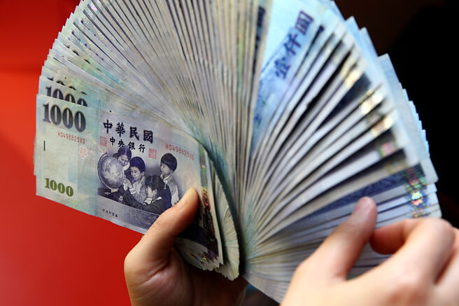 新台币央行也不再守3字头，主要是消除市场的预期心理。图／本报资料照片