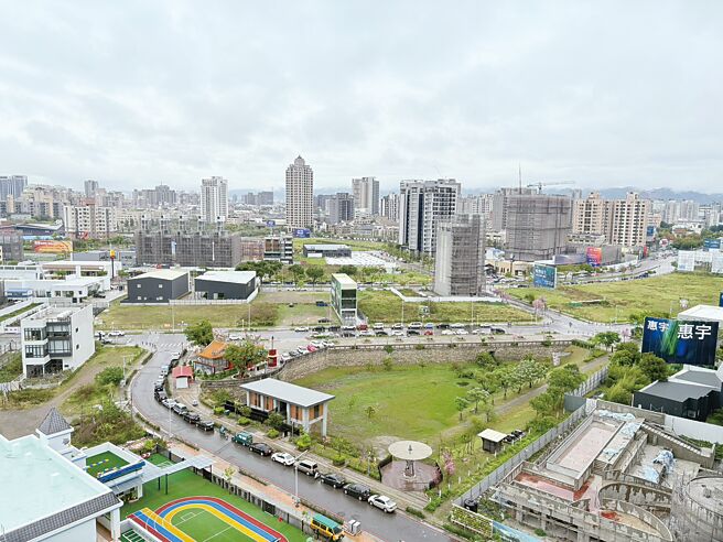 台中北屯区14期目前也是自住客群的热门选项，尤其对三房、四房的需求明显增加。图／曾丽芳