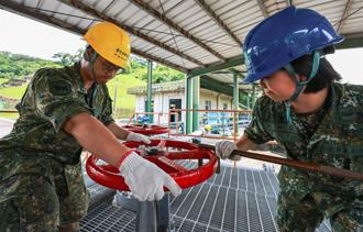 3支部空用油料進儲謹 慎進儲掌握節奏 確保輸油順遂