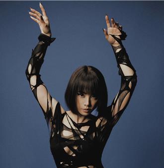 蔡依林MV來了！「愉悅之母」性感洞洞裝上圍遮不住超火辣