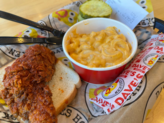 3学生合资2.7万卖炸鸡赚翻 私募基金豪砸巨资收购 