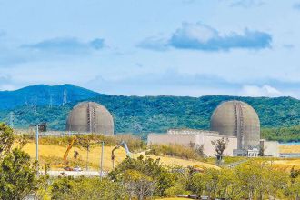 陳長文專欄》非核三十年來減碳無成 空談綠能誤後代