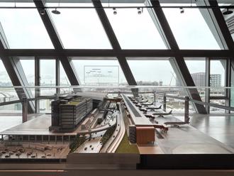 桃园机场第三航厦模型曝光 参考千张设计图3D列印打造