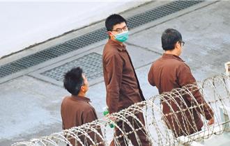 港媒：黃之鋒涉嫌危害國家安全  洗黑錢被捕