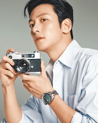 池昌旭曬大肌 戴雷達表秀真我