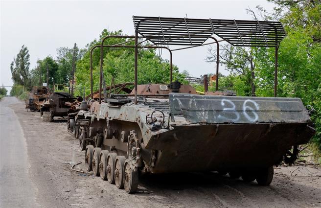   CSIS分析，儘管俄軍蒙受慘重戰損，仍無法完全停止蒲亭侵略意圖。圖為被摧毀俄軍裝甲車輛。
（達志影像／路透社資料照片）