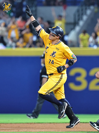 中職》許基宏連4打席全壘打追平紀錄！6戰狂敲7轟超鬼神