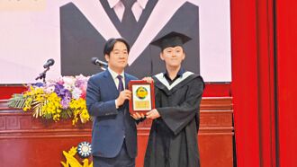 警大畢典 賴清德勉畢業生勿吃案