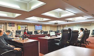 百萬總座找嘸人 議員憂來不及