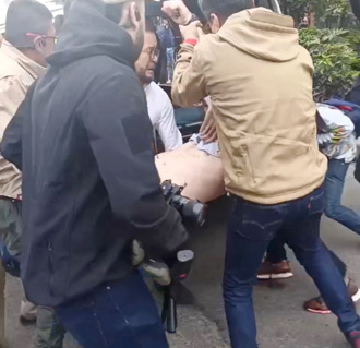 影》哥伦比亚总统候选人遭暗杀未遂！头部中2枪抢命 美强烈谴责