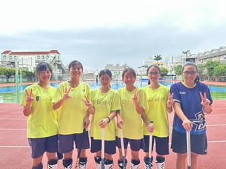 彰安國中曲棍球員不只會奪冠 球員考出好成績拚上彰女