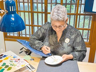 歐洲名瓷以台灣花卉賀品牌事紀