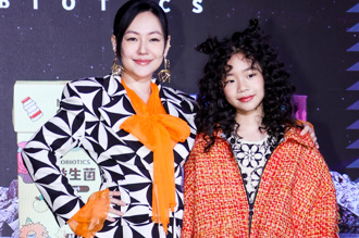 小S小女儿近照连发「美貌进化」 钓出亲姊回应：我的衣服…