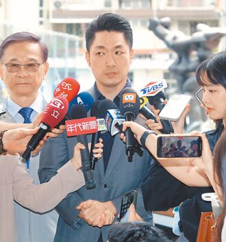 蔣萬安嗆政院 治國像黑道堂口