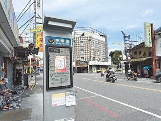 初代智慧站牌退場 花蓮拚第3代