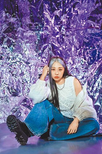 艾薇當大人保持真實