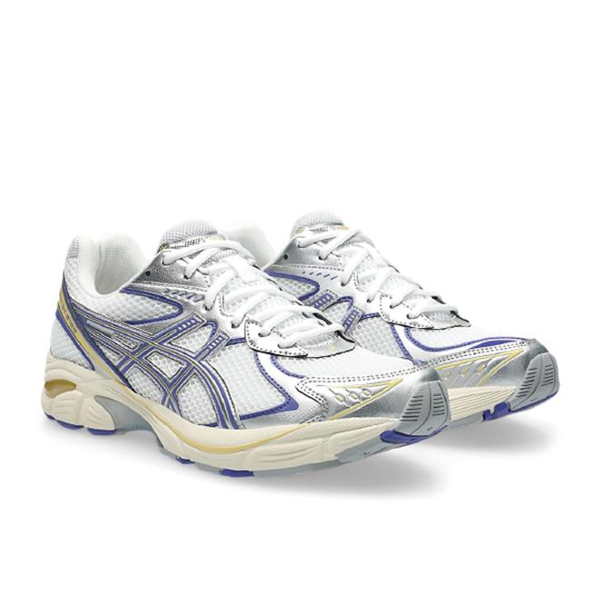 台茂購物中心推「ASICS男女款休閒鞋」，原價3280元、特價2624元。（台茂購物中心提供／朱世凱台北傳真）