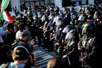 美軍陸戰隊「整裝出發」畫面曝光 官員揭部署洛杉磯原因