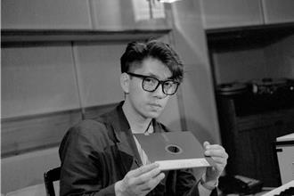 唯一家庭合奏畫面！《坂本龍一：東京旋律》見證教授最私密樂章