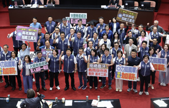 國軍志願役月加給3萬！加薪案三讀通過   趙少康憂心1事