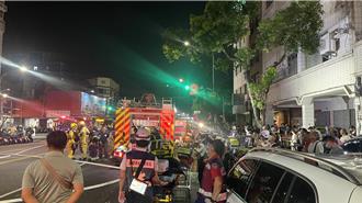 高雄盐埕住宅大楼惊传火警！警消紧急疏散住户　幸无人伤亡