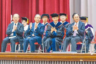 中原大学毕业典礼 张善政出席