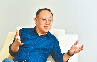 鄭光遠降薪掌台鐵 史哲接高鐵