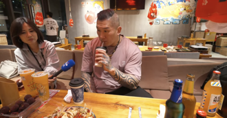 陸導遊嚇壞！館長直播一句「台灣奶茶800元」 全網炸鍋