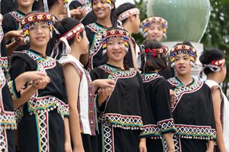 原聲童聲合唱團在教廷獻唱   林佳龍：文化外交軟實力