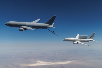 美防長質疑E-7空中預警機未來定位 主張轉向太空偵察