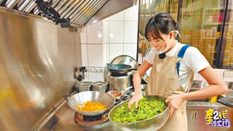 做80人團餐 焦曼婷怨爸焦恩俊嚴格