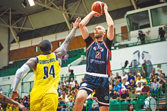 BCL》領航猿今晚鬥地主 盧峻翔恐休戰