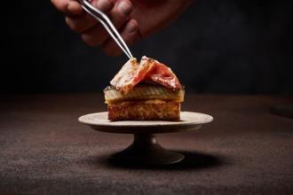 杜拜FZN餐廳摘星 Björn Frantzén成為全球唯一擁3家米其林三星餐廳的主廚