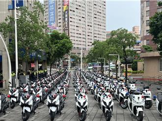 侯友宜出席新北警察節活動  編4.8億預算汰換老舊警用汽機車