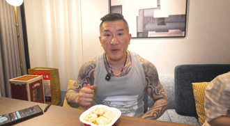 館長大讚陸「送餐機器人」翻車？ 兩岸網友暴動了