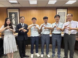 中一中大學分發243人上頂大 暖心水果攤之子圓夢台大資管