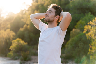 回春17歲！醫曝凍齡秘訣：每天攝取3種維生素