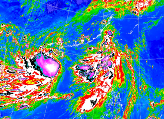 鄭明典曬1圖「蝴蝶颱風中心增強了」：這才比較像颱風
