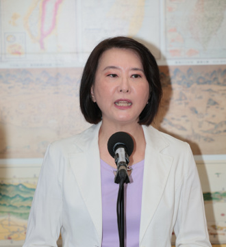 畢典發言7分鐘被噓？王鴻薇秀影片打臉罷團造假