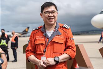 首談飛安事件！張國煒：飛行員「不是會飛就好」 跟計程車司機一樣