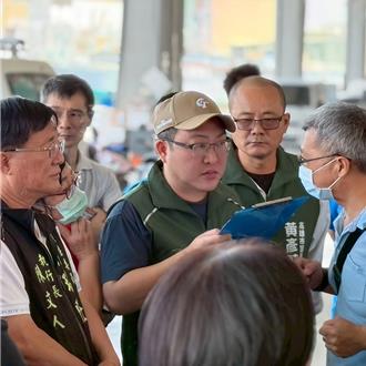高雄市長初選加溫！賴、邱交鋒前鎮漁港缺失改善議題