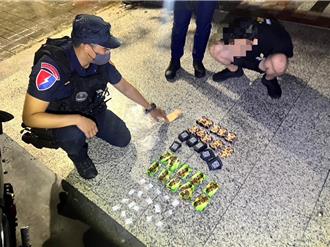 大雨開車不穩遭攔查　高雄特警起獲251包毒品咖啡