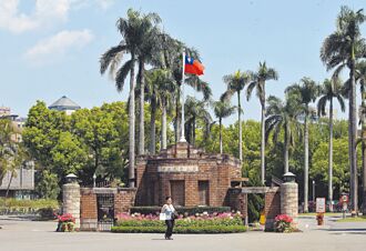 申請入學放榜 文組招生冷 連台大都現缺額