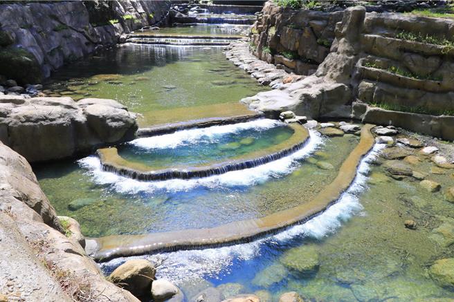 阿里山事業區第107林班加走寮溪保育治理工程獲「2025全球卓越建設獎」環境類「銀獎」。（林保署南投分署提供／楊靜茹南投傳真）