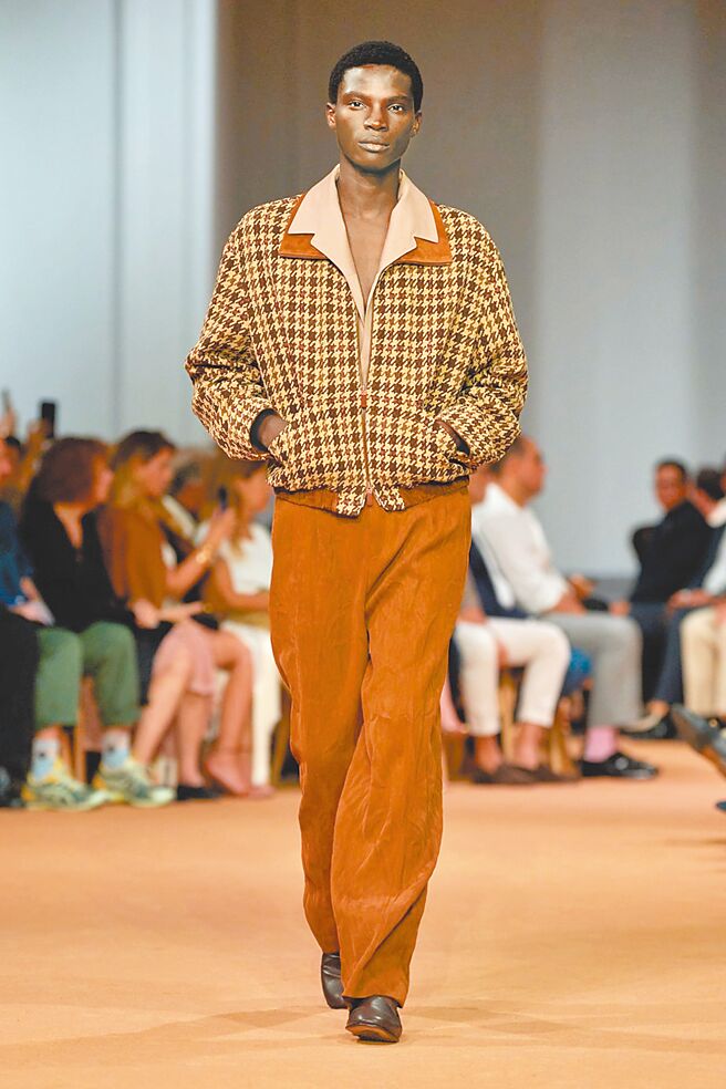 ZEGNA以「绿洲，愿景造就时尚之境」为主题办时装秀。（ZEGNA提供）