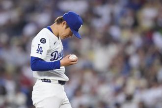 MLB》指叉球被猜到！山本由伸慘挨滿貫炮 巨人重登國西龍頭