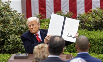 川普「像黑手黨老大」但欺負不了中國   CNN主播揭真相